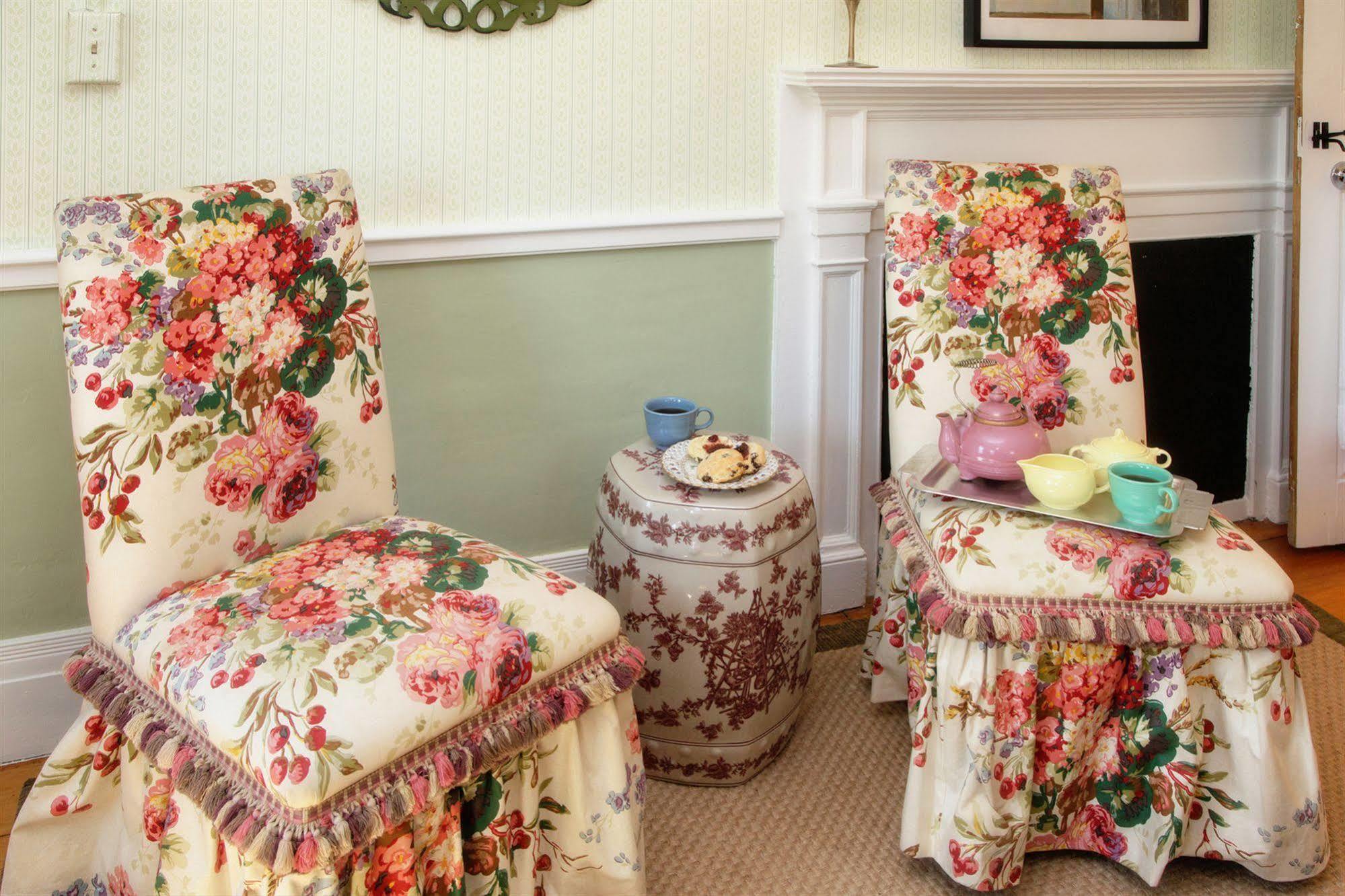 The Inn At Yarmouth Port (Adults Only) Εξωτερικό φωτογραφία